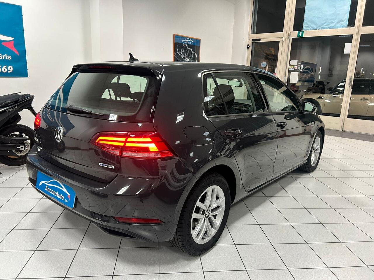 VW Golf 7 1.5 TGI DSG X NEOPATENTATI 2020