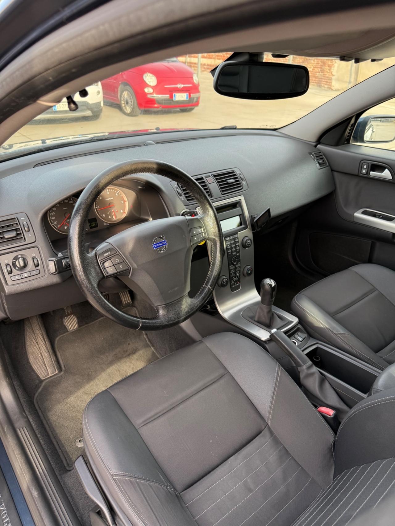 Volvo V50 2.0 D cat Summum 136 CV