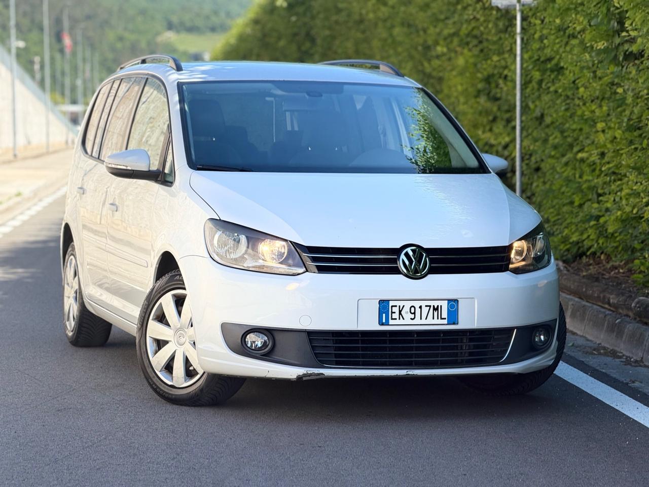 Volkswagen Touran 1.6 TDI 105cv 7 POSTI