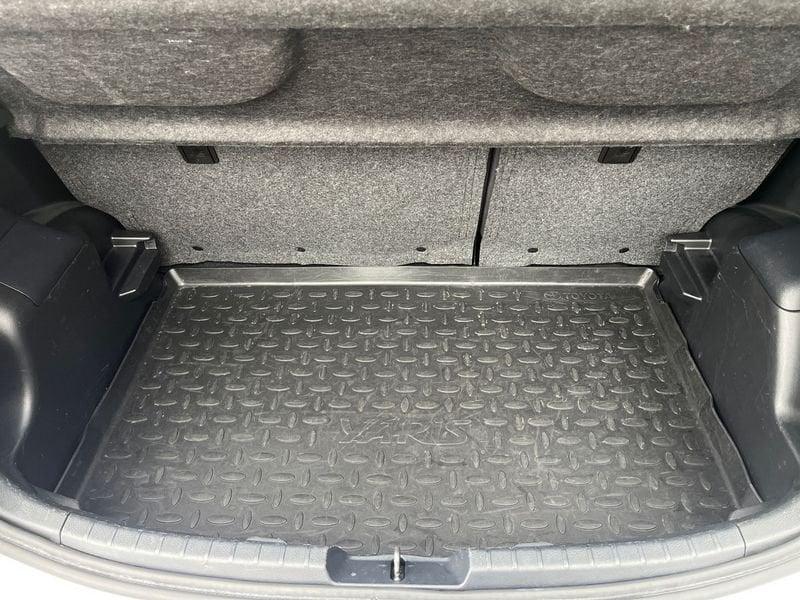 Toyota Yaris Yaris 5p 1.5h Active my16