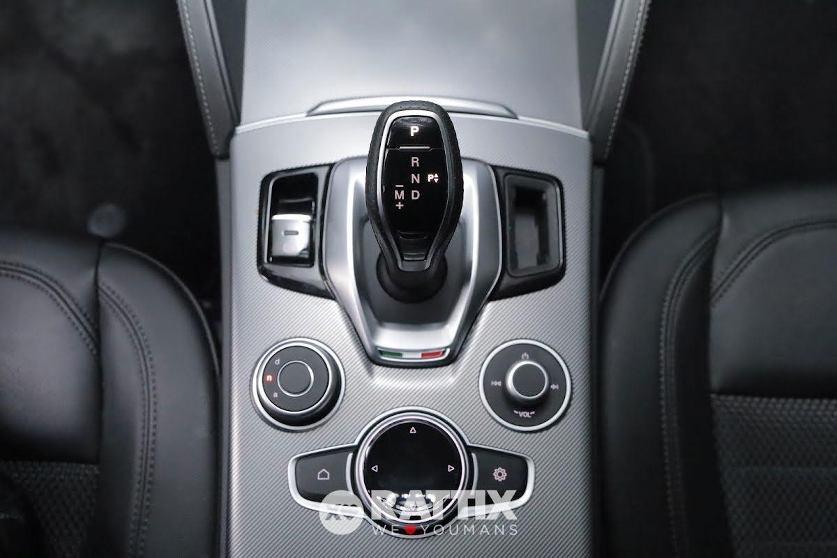 Alfa Romeo Stelvio 2.2 t 190CV Sprint Q4 Auto