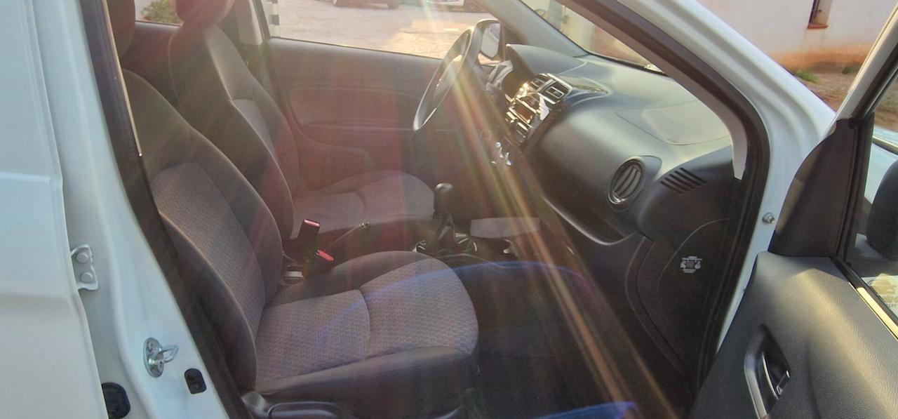 Mitsubishi Space Star 1.0 ClearTec Intense NAVI