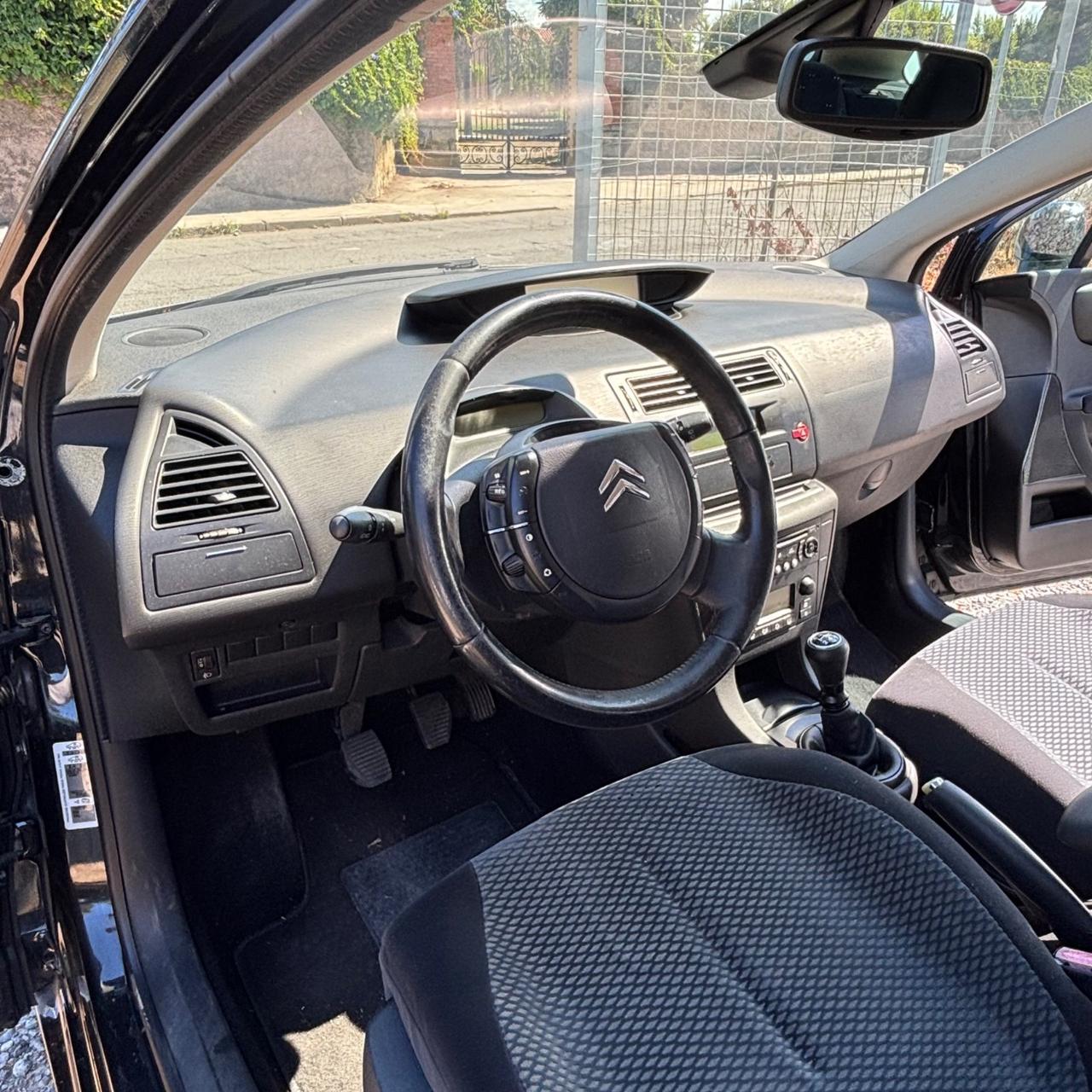 Citroen C4 1.6 HDi 110CV FAP Elegance