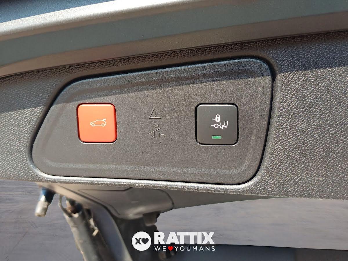 Peugeot 3008 1.6 Hybrid4 300CV GT Pack e-EAT8