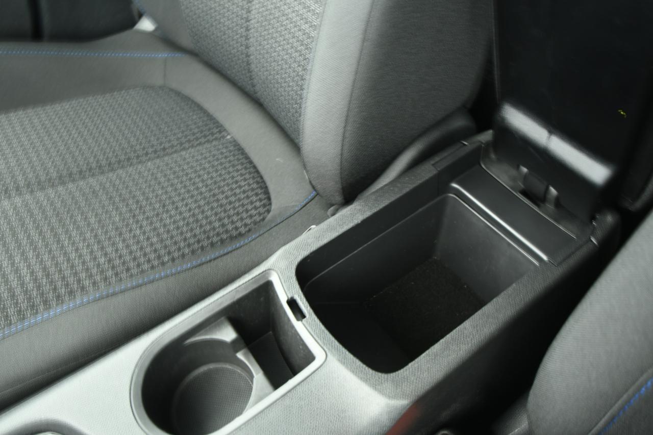 PEUGEOT 308 5p 1.5 bluehdi Business s&s 130cv NEOPATENTATI+APP CONNECT