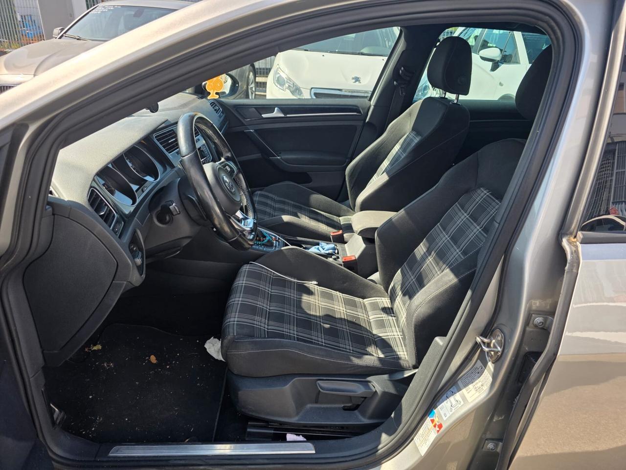 VW Golf 7 GTD 2.0 TDI DSG 2015