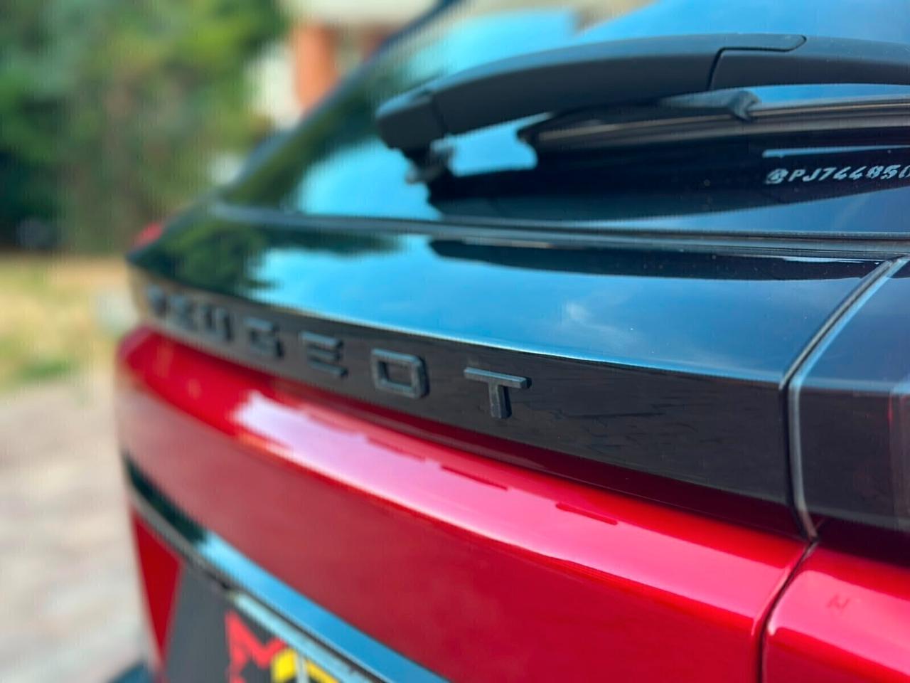 Peugeot 2008 PureTech 100 S&S Allure Pack