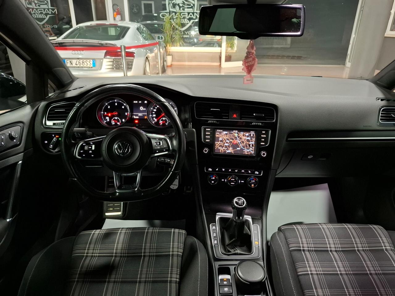 Volkswagen Golf GTD 2.0 TDI BlueMotion