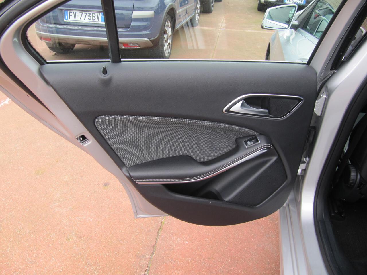 Mercedes-benz A 160 d Automatic Sport -