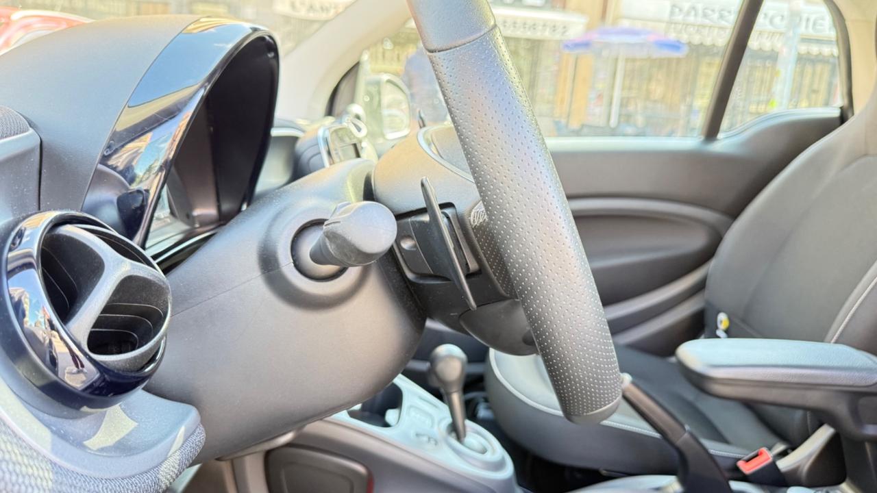 Smart ForTwo 90 0.9 Turbo twinamic Passion LED NAVI KAMERA PDC PAK SPORT BLUETOOTH PANORAMA BRACCIOLO