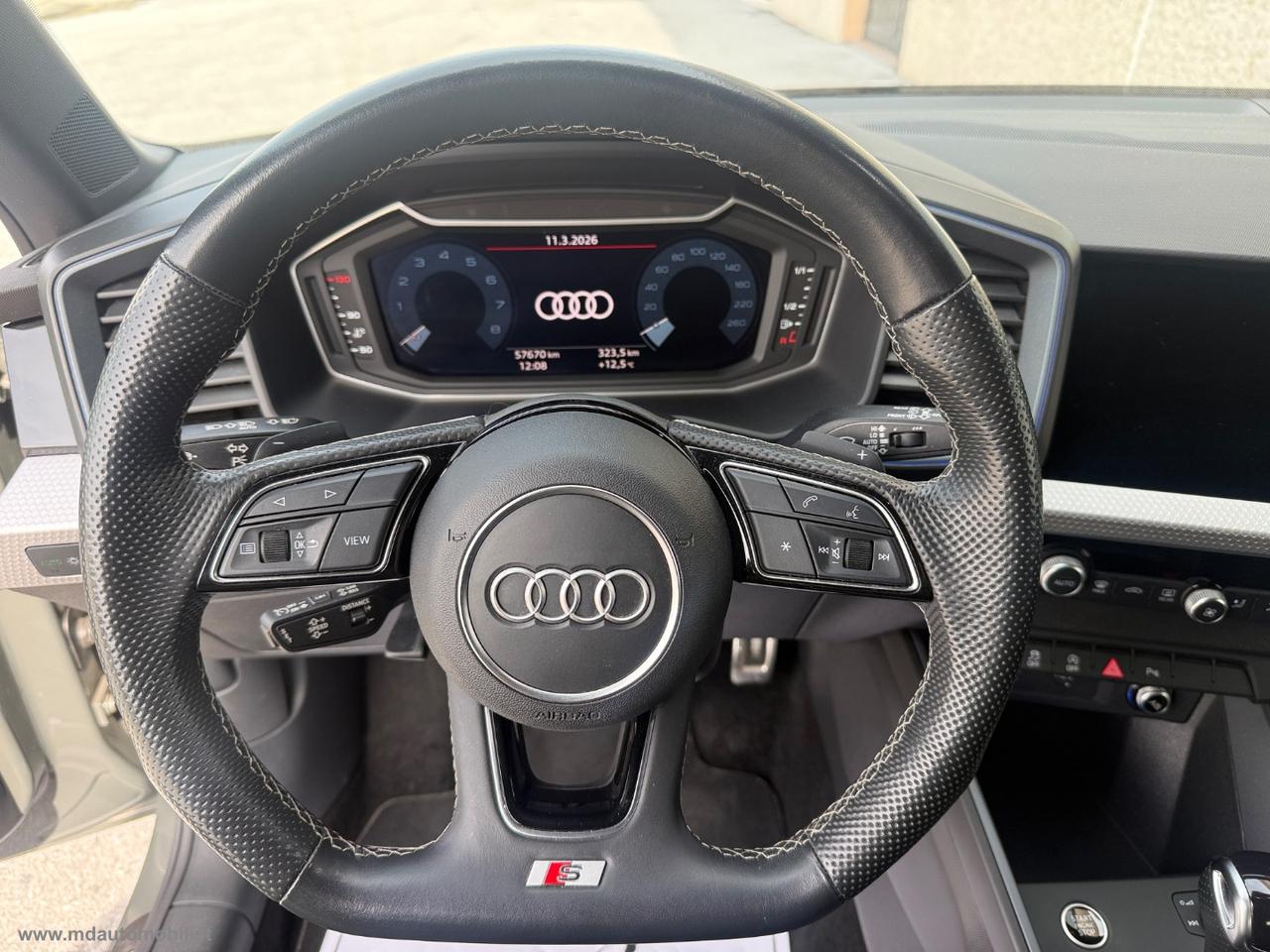 AUDI A1 SPB 35 TFSI S tronic S line edition S LINE BLACK PACK