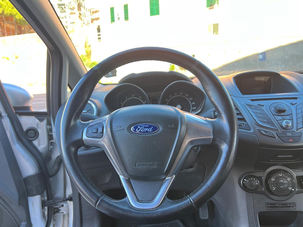 Ford Fiesta 1.0 80CV 5 porte Km 110.000 euro6