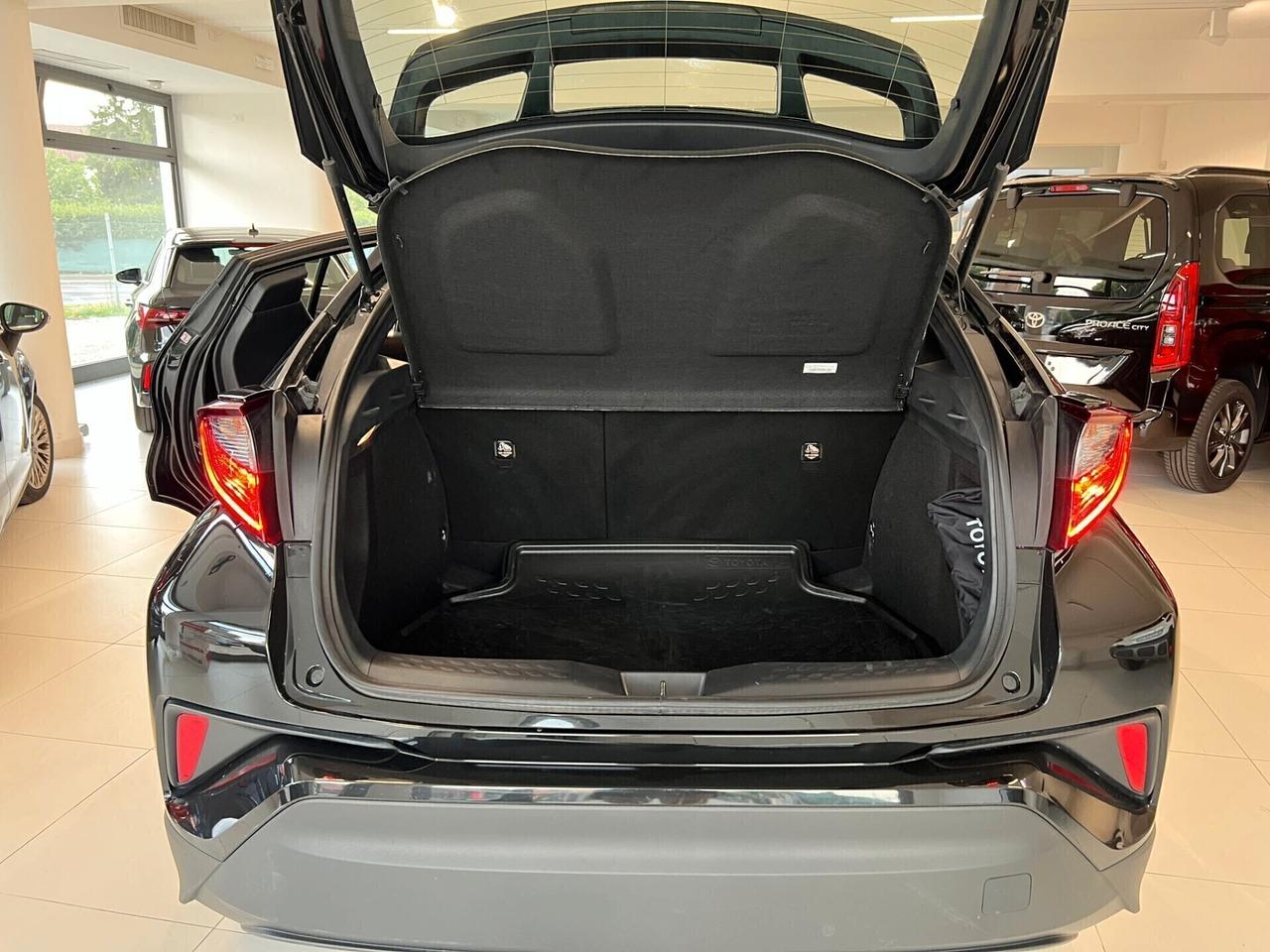 Toyota C-HR 1.8 Hybrid E-CVT GR Sport