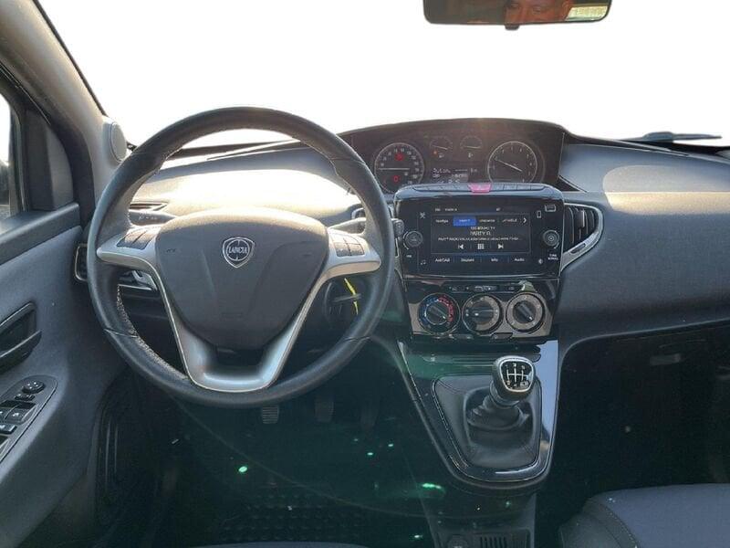 Lancia Ypsilon III 2021 1.0 firefly hybrid Gold Plus s&s 70cv