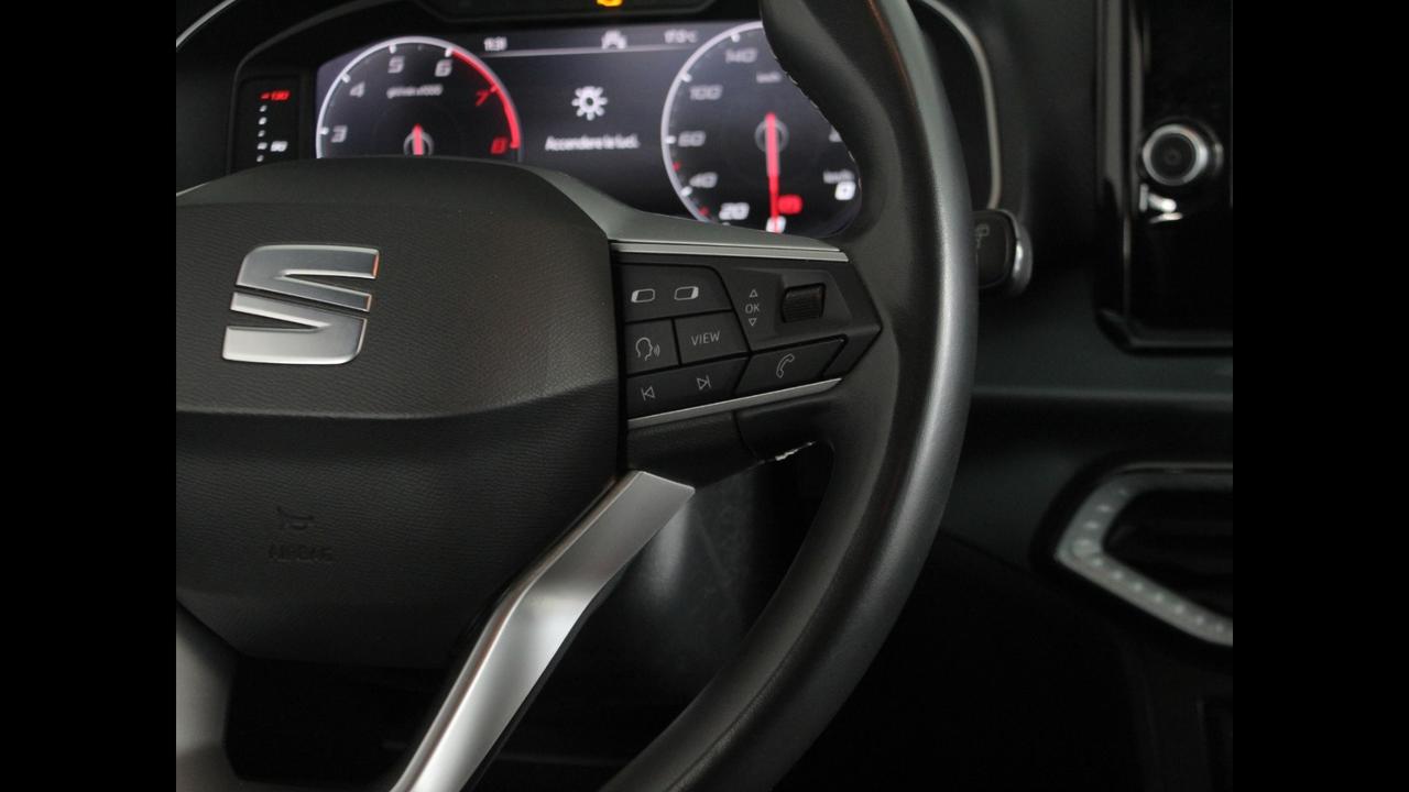 SEAT Arona 2022 - Arona 1.0 ecotsi Xperience 110cv