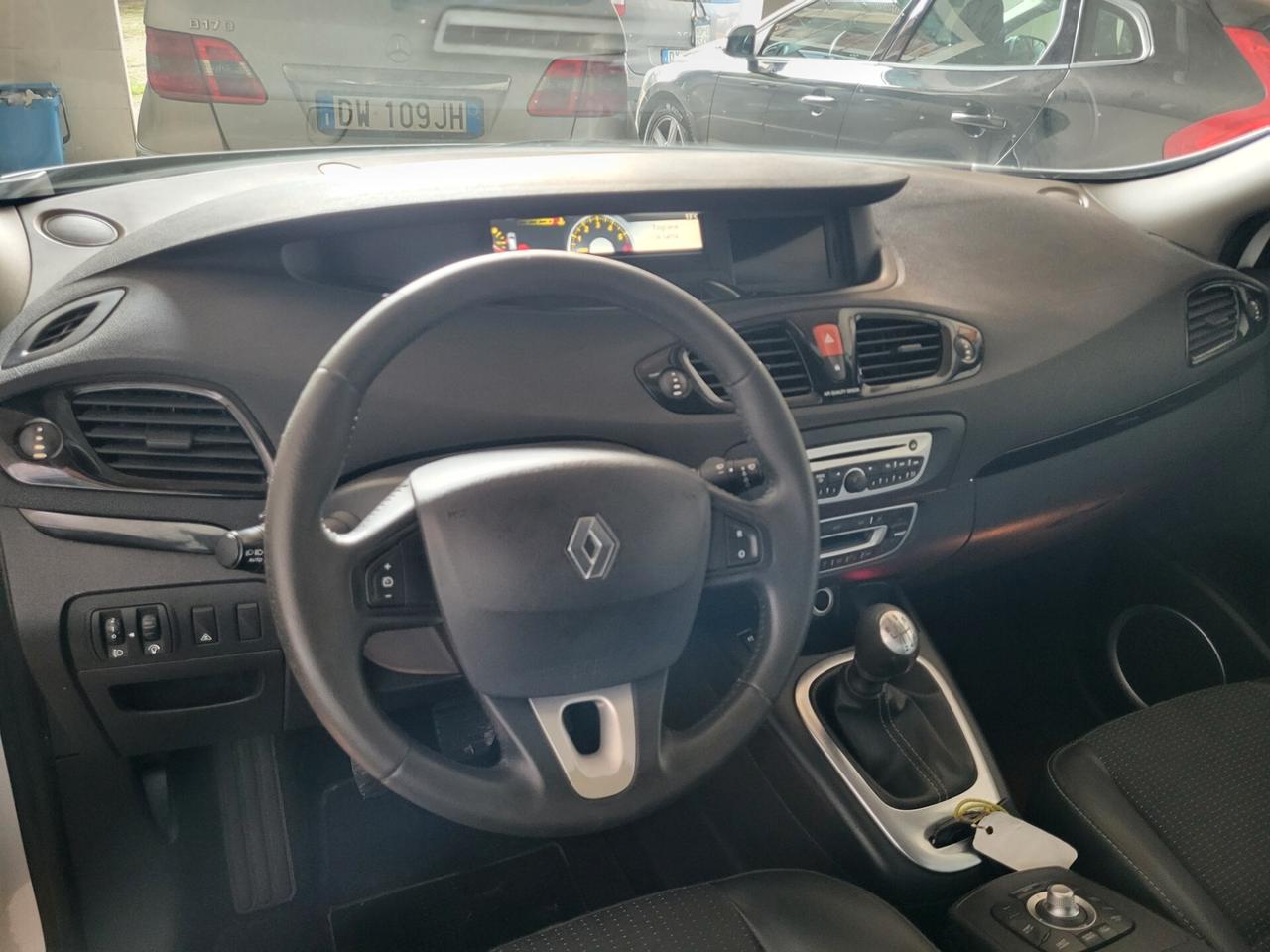 Renault Scenic Scénic X-Mod 1.5 dCi 110CV Luxe