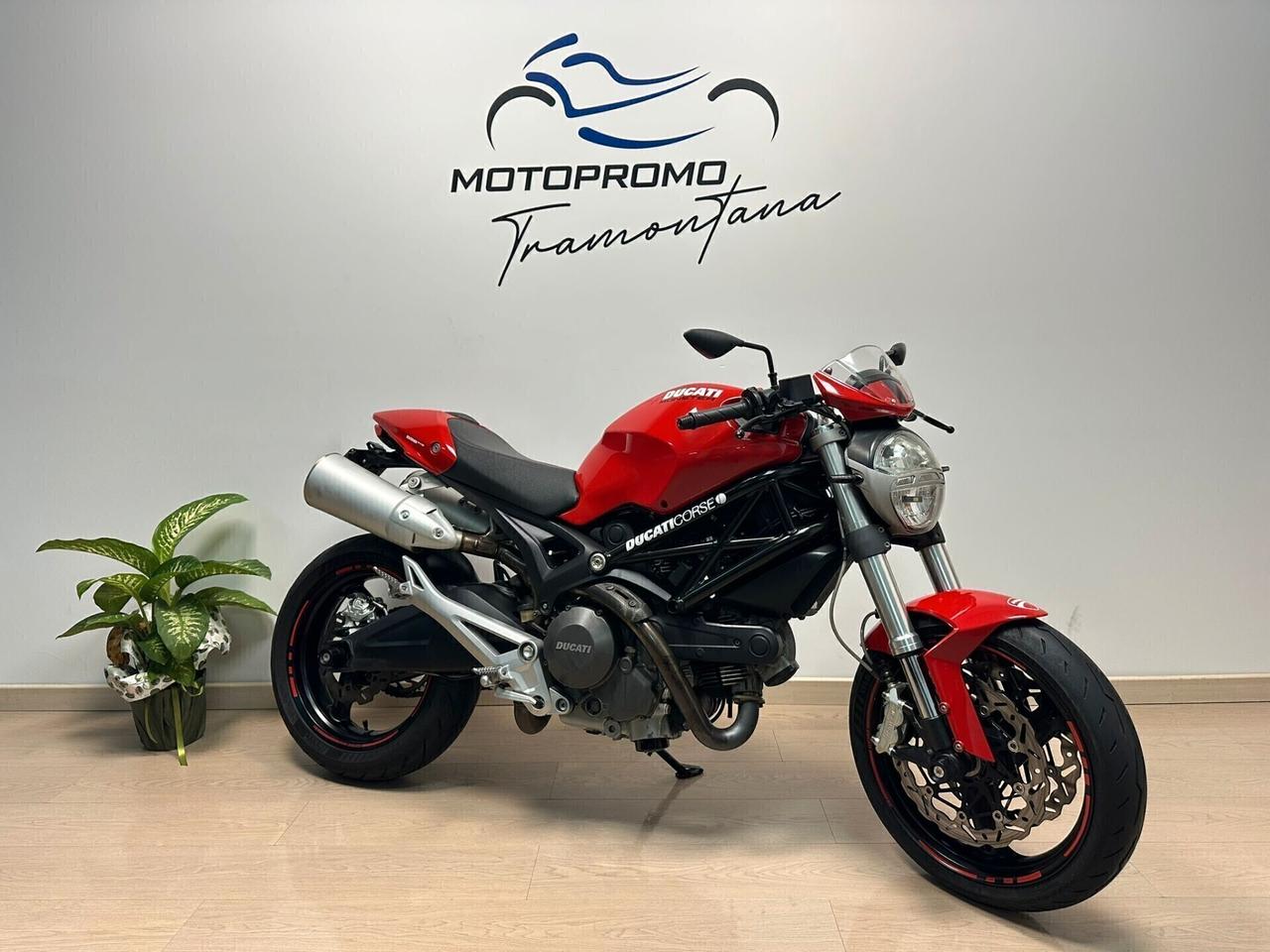 DUCATI MONSTER 696 DA 79€ AL MESE