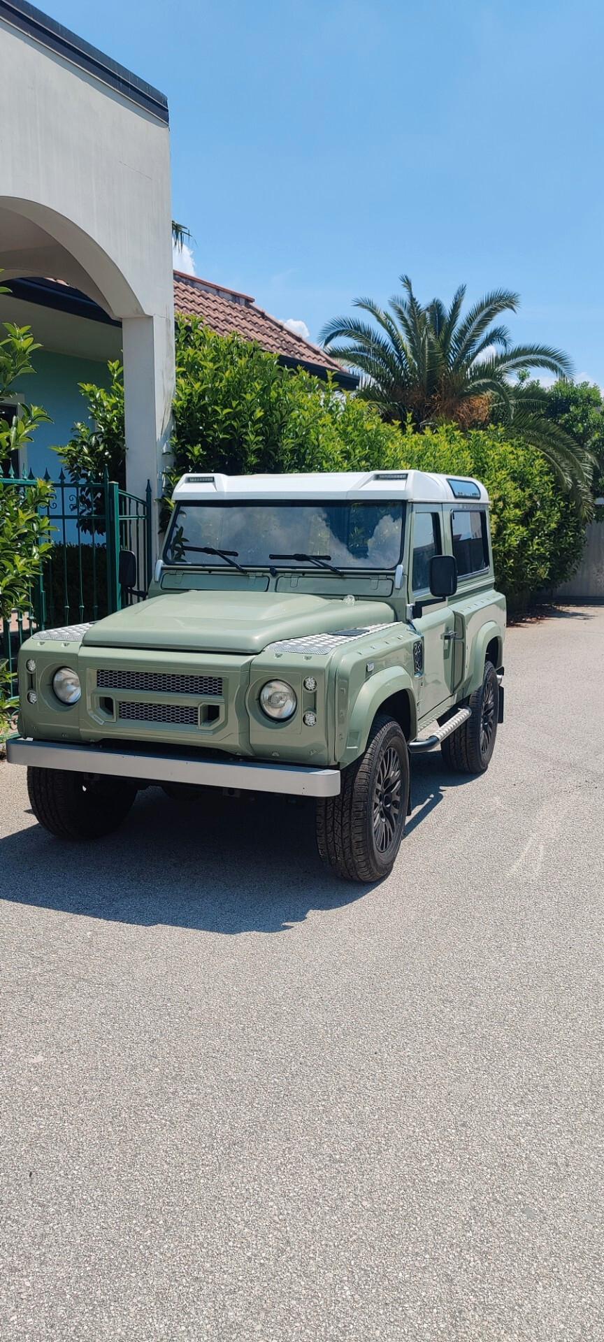 Land Rover Defender 90 2.5 300tdi