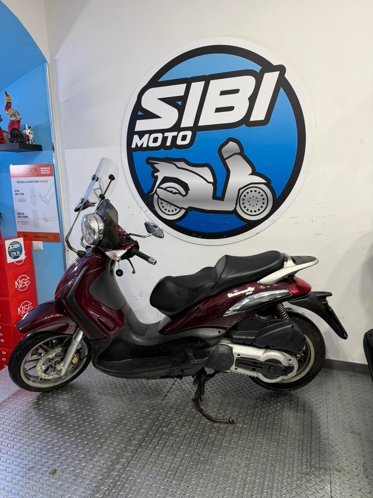 Piaggio Beverly 500