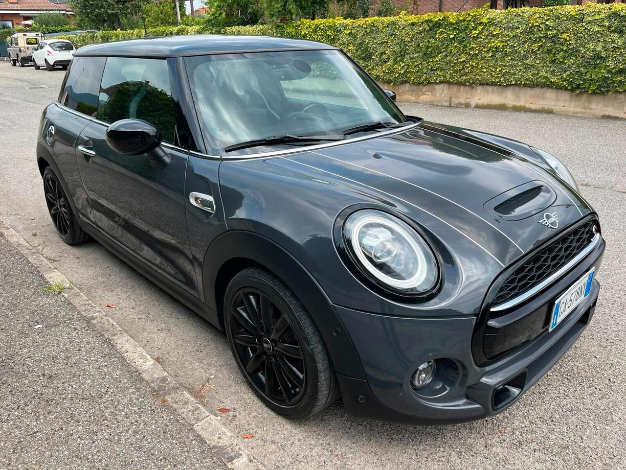Mini 2.0 Cooper S 192CV Da VETRINA