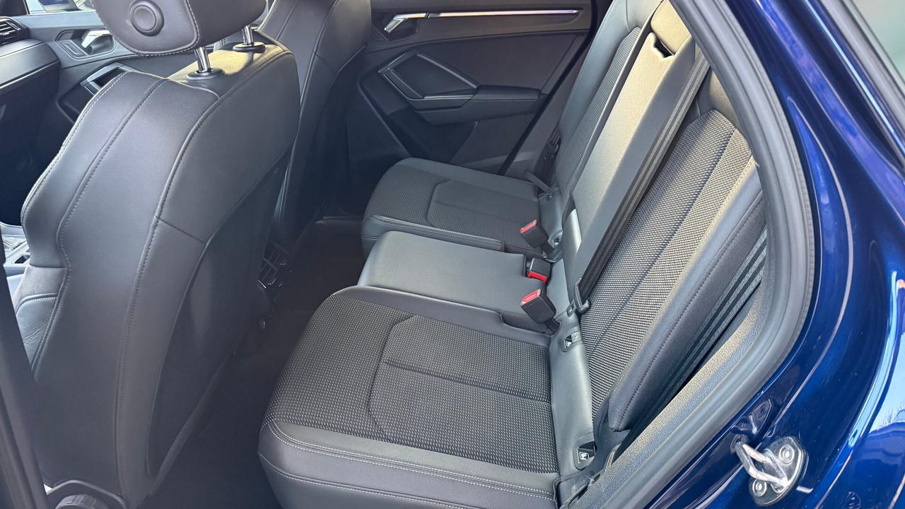 Audi Q3 SPORTBACK 35 TDI S tronic line QUATTRO
