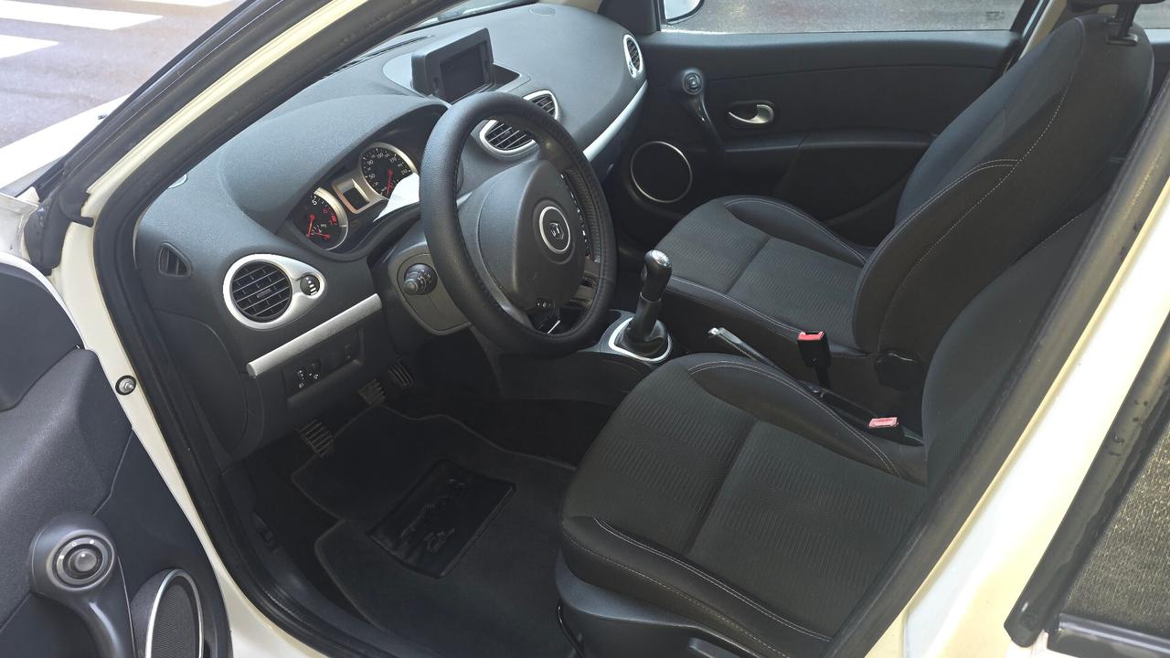 Renault Clio 1.2 16V 5 porte Dynamique GARANZIA 12 MESI