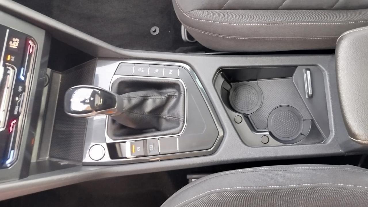 Volkswagen Tiguan 2.0 TDI 150 CV SCR DSG Elegance IVA TETTO 2022