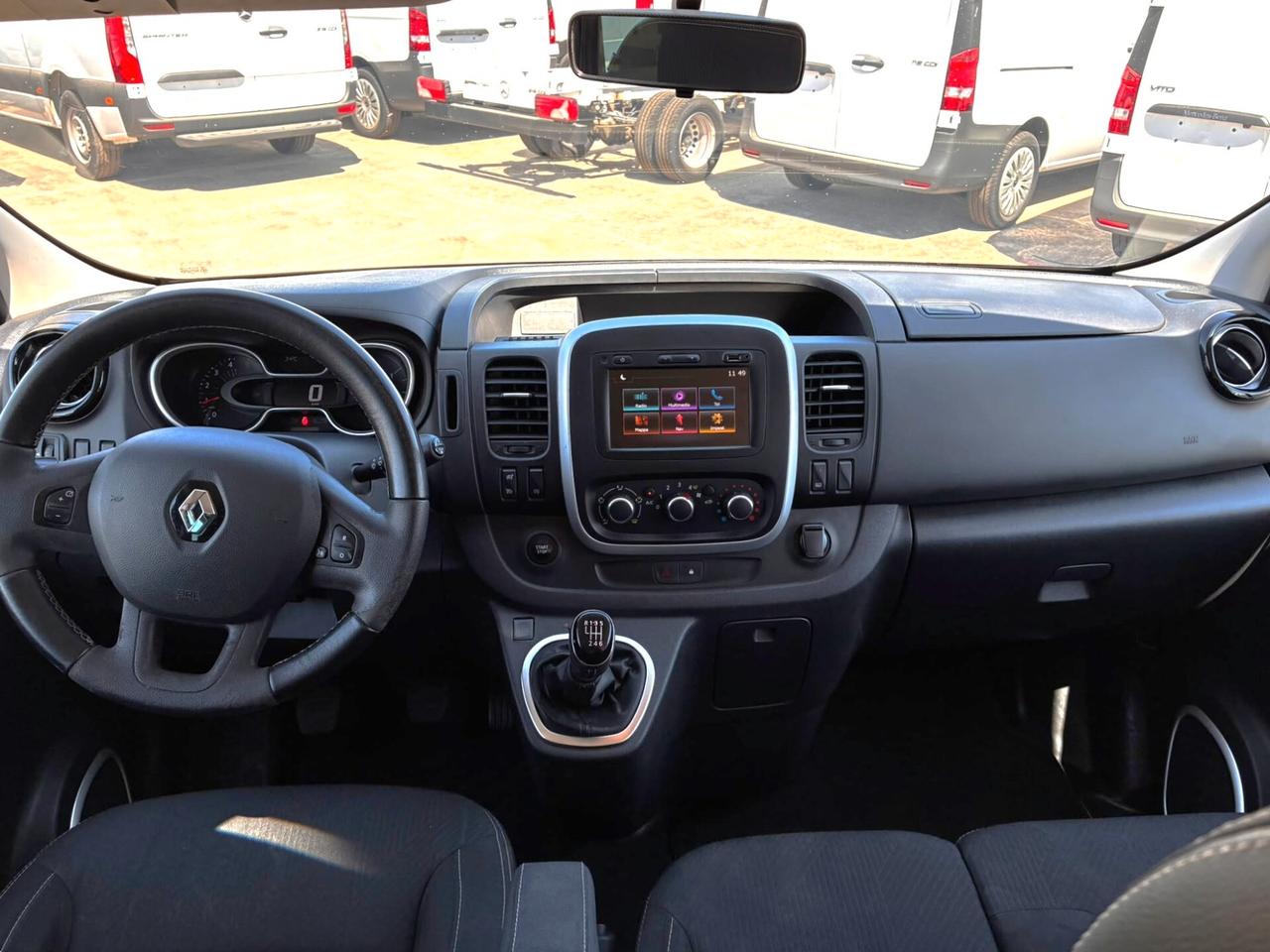 Renault Trafic 9 posti 2.0 dci 145 cv