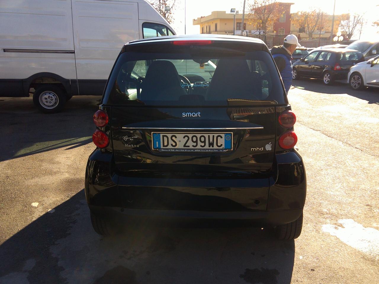 Smart ForTwo 1000 52 kW coupé pure 09