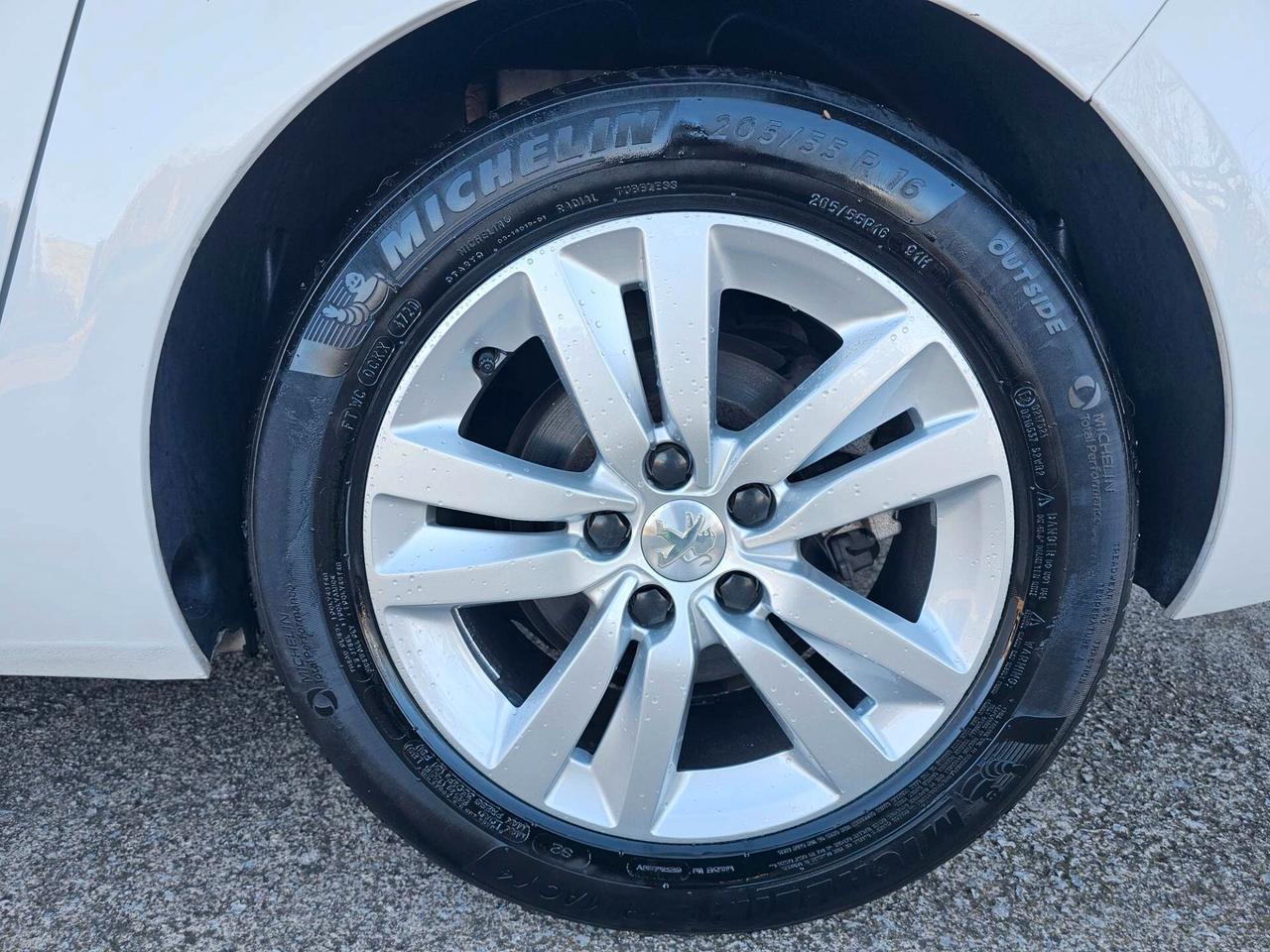 Peugeot 308 BlueHDi 130 S&S SW Active Business