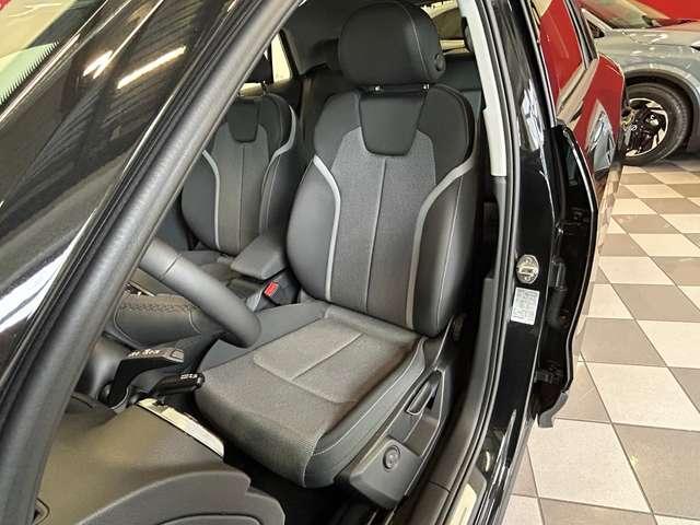 Audi Q2 30 TFSI Business Advanced