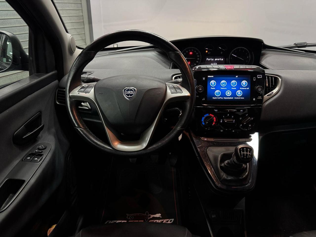 Lancia Ypsilon 1.0 FireFly 5 porte S&S Hybrid Ecochic UnYca