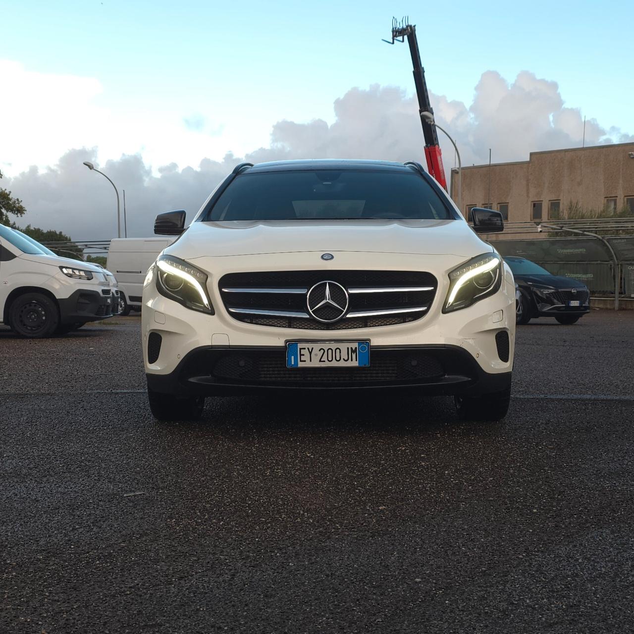 *Mercedes-benz*GLA*220*CDI*4Matic*PREMIUM*AUTOMATICA*EURO6*PERMUTE*FINANZIAMENTO**