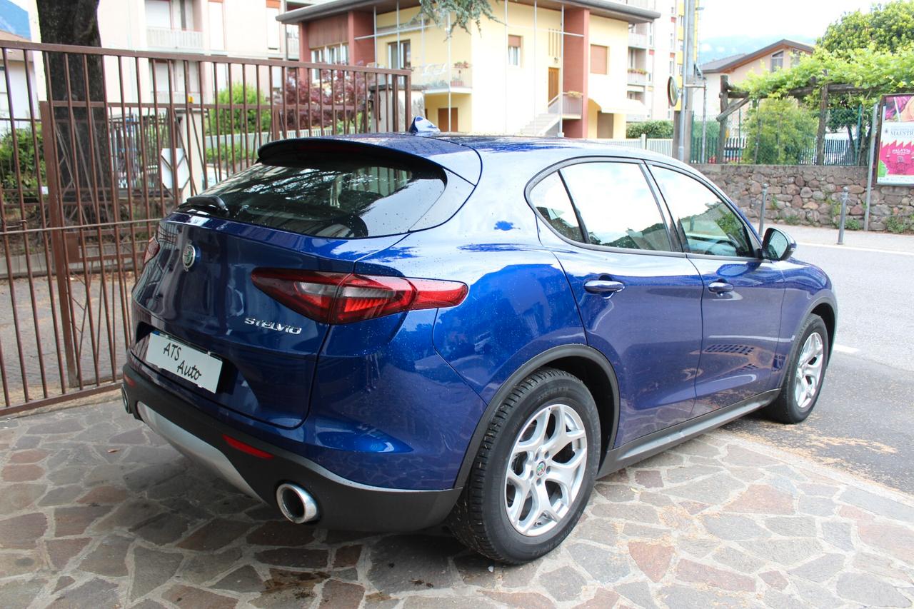 Alfa Romeo Stelvio 2.2 Turbodiesel 190 CV AT8 Q4 Business