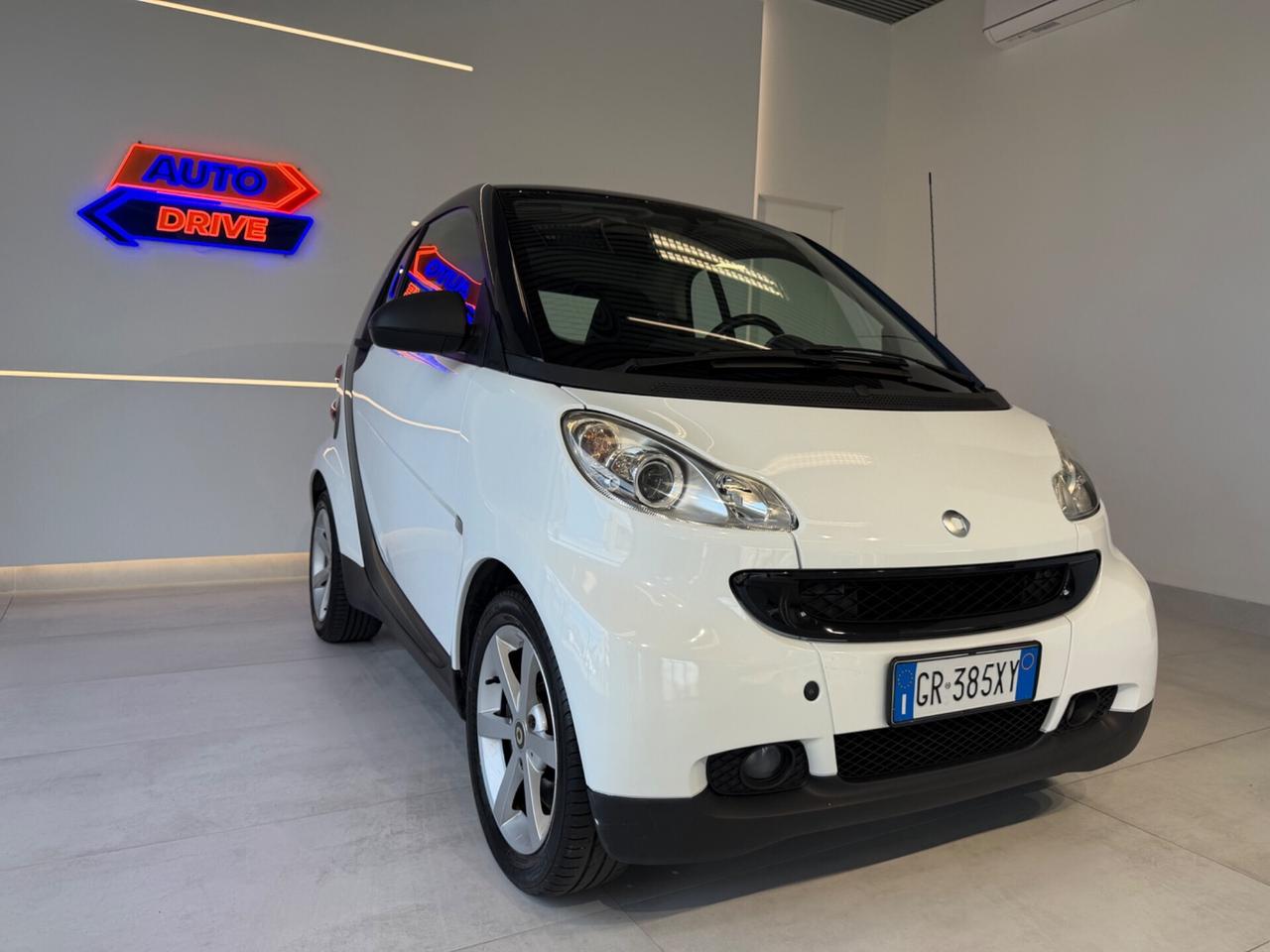 Smart ForTwo 1000 62 kW coupé pulse
