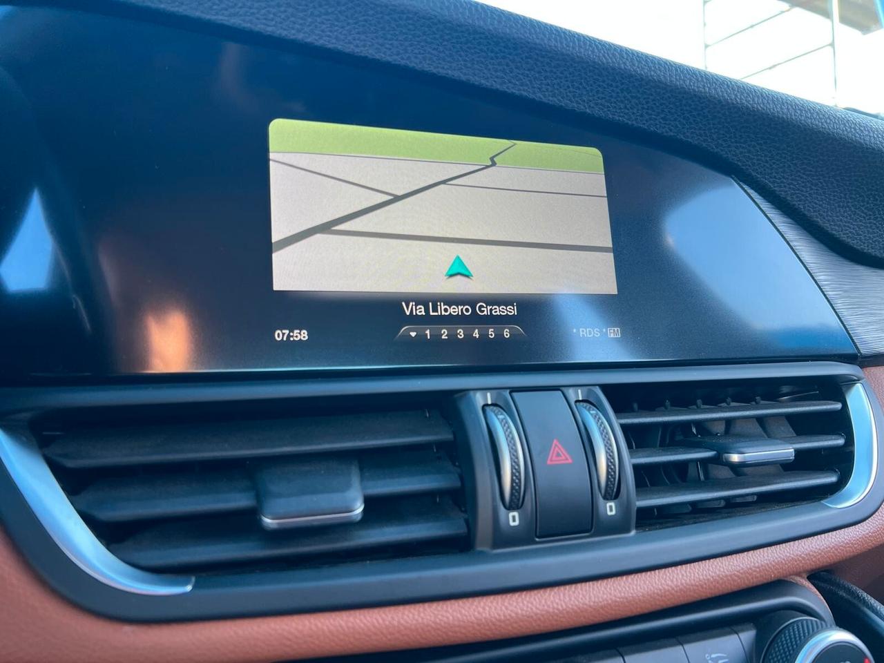 Alfa Romeo Giulia 2.2150 CV AT8 Super