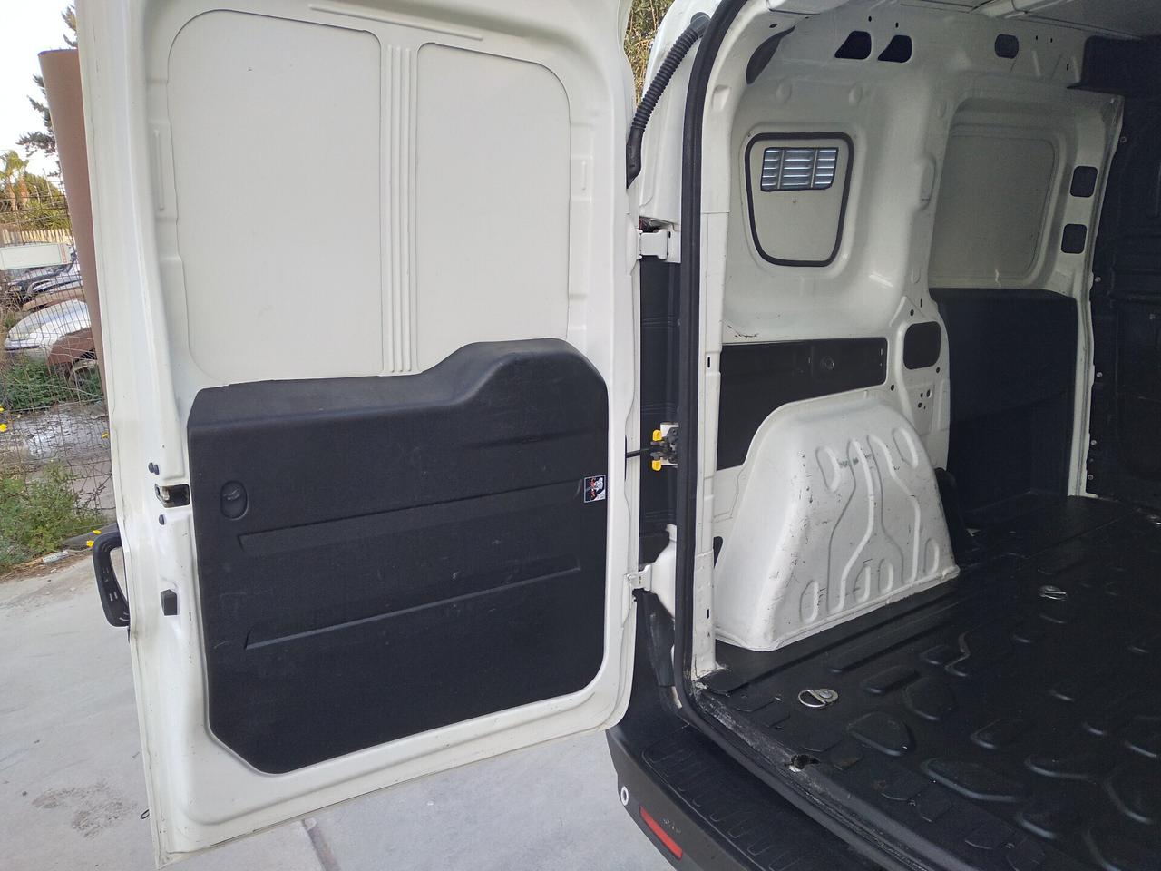 Fiat Doblò 1.6 MJT 120CV Cargo SX 3 Posti