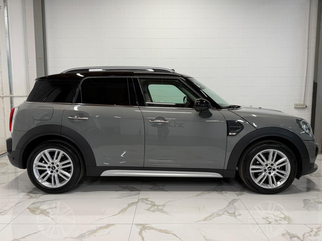 Mini Cooper D Countryman 2.0 Business Automatica