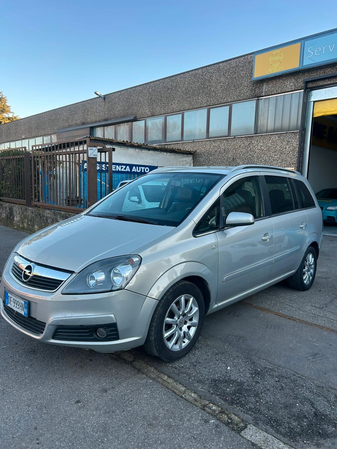 Opel Zafira 1.6 16V ecoM 94CV Enjoy