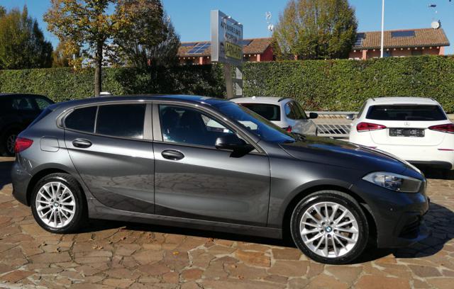 BMW 118 d 5p. Business Advantage