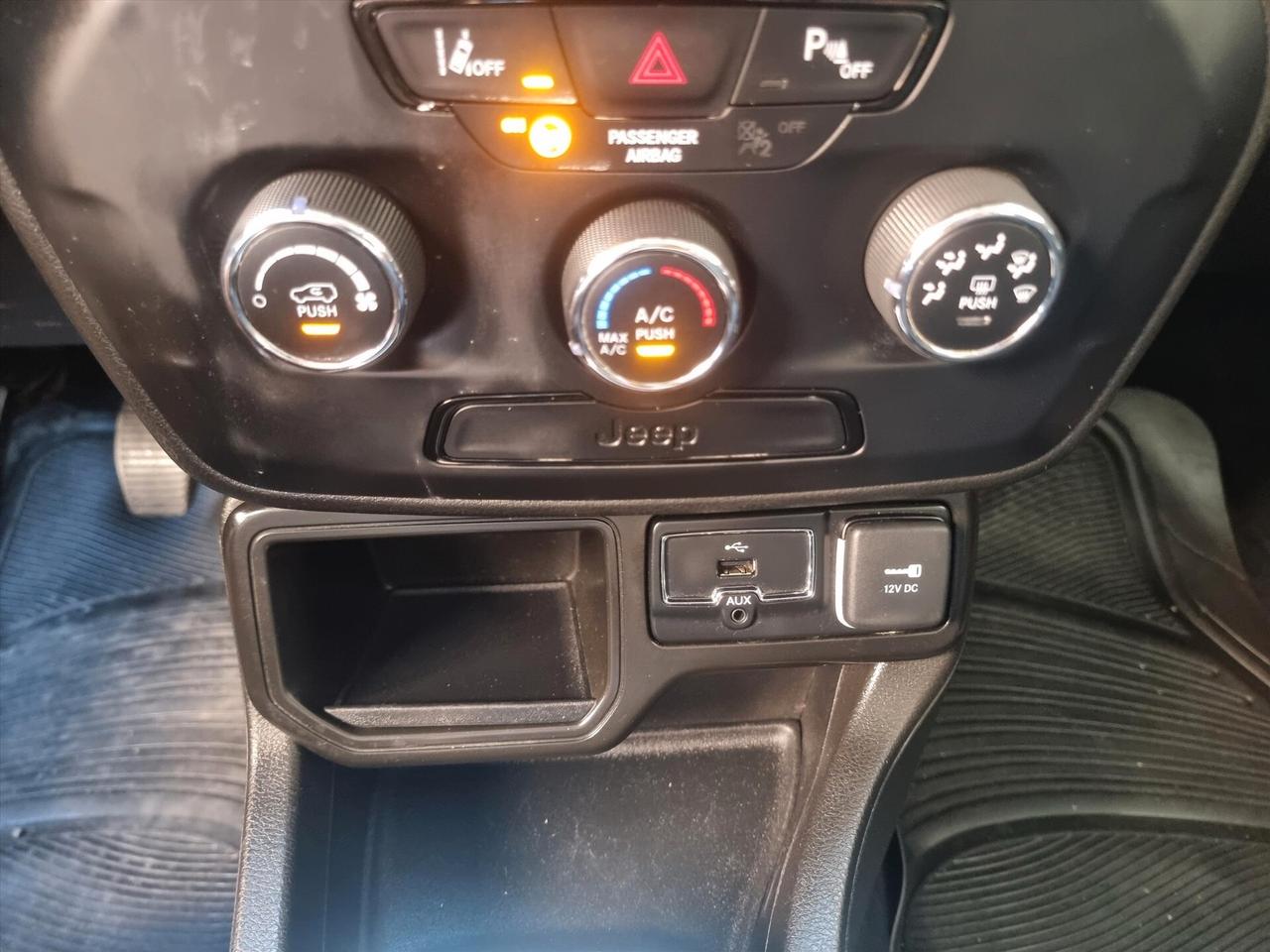 Jeep Renegade 1.6 Mjt 130 CV Longitude NESSUN VINCOLO FINANZIARIO