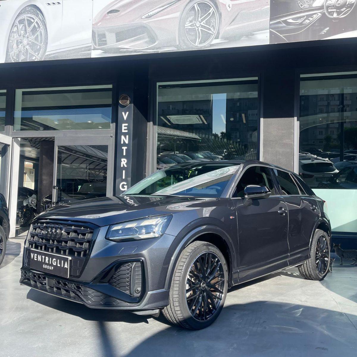 AUDI Q2 IDENTITY BLACK S-TRONIC