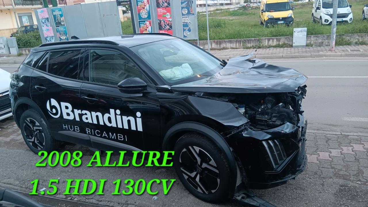 Peugeot 2008 ALLURE INCIDENTATA SINISTRATA MONDIALCARS 12.023