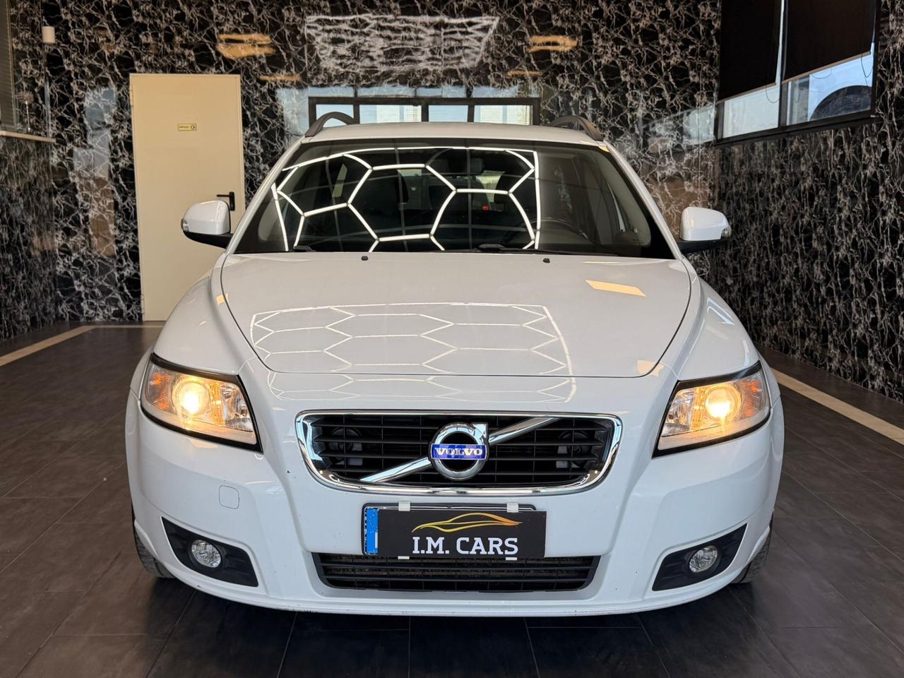 Volvo V50 D2 R-design