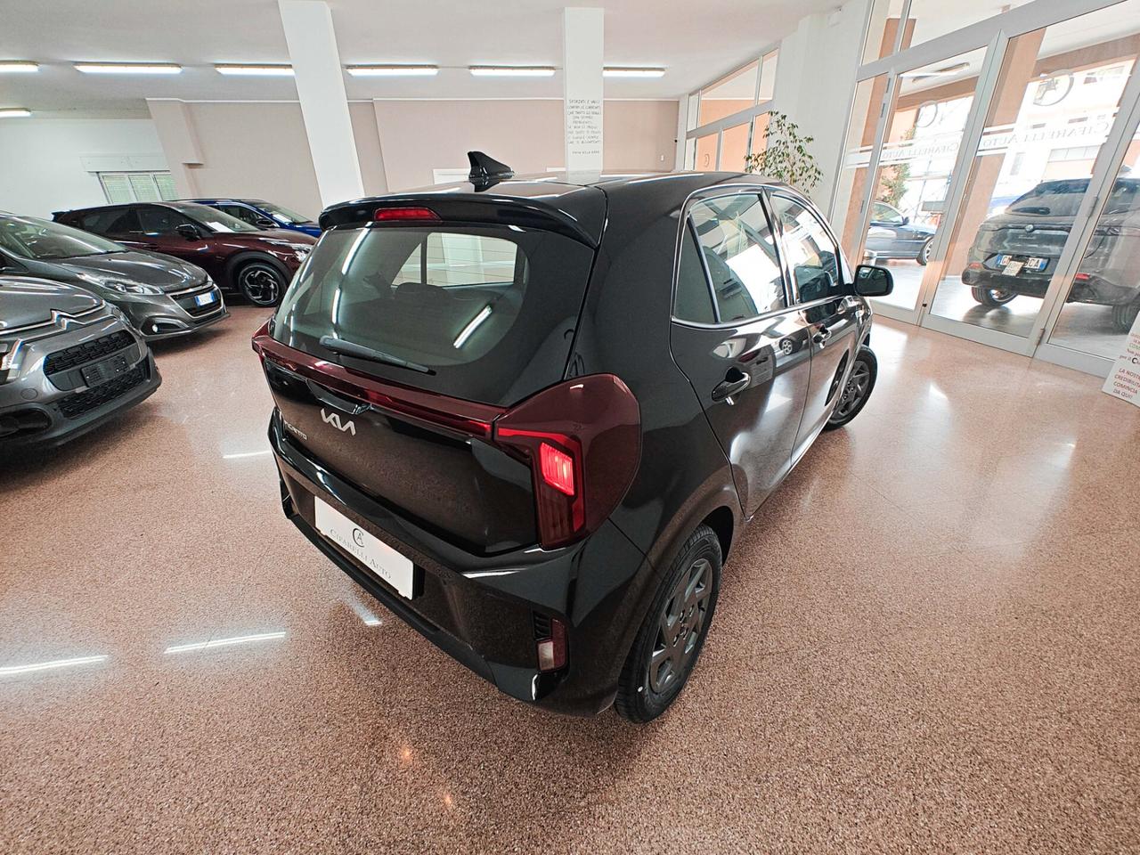 Kia Picanto 1.0 12V 5 porte Urban