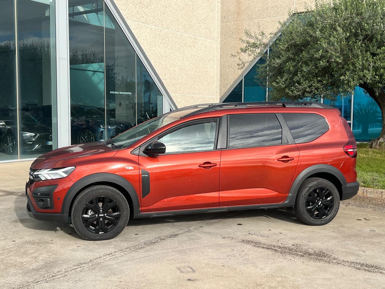 Dacia Jogger 1.0 tce 110cv possibilità noleggio no scoring