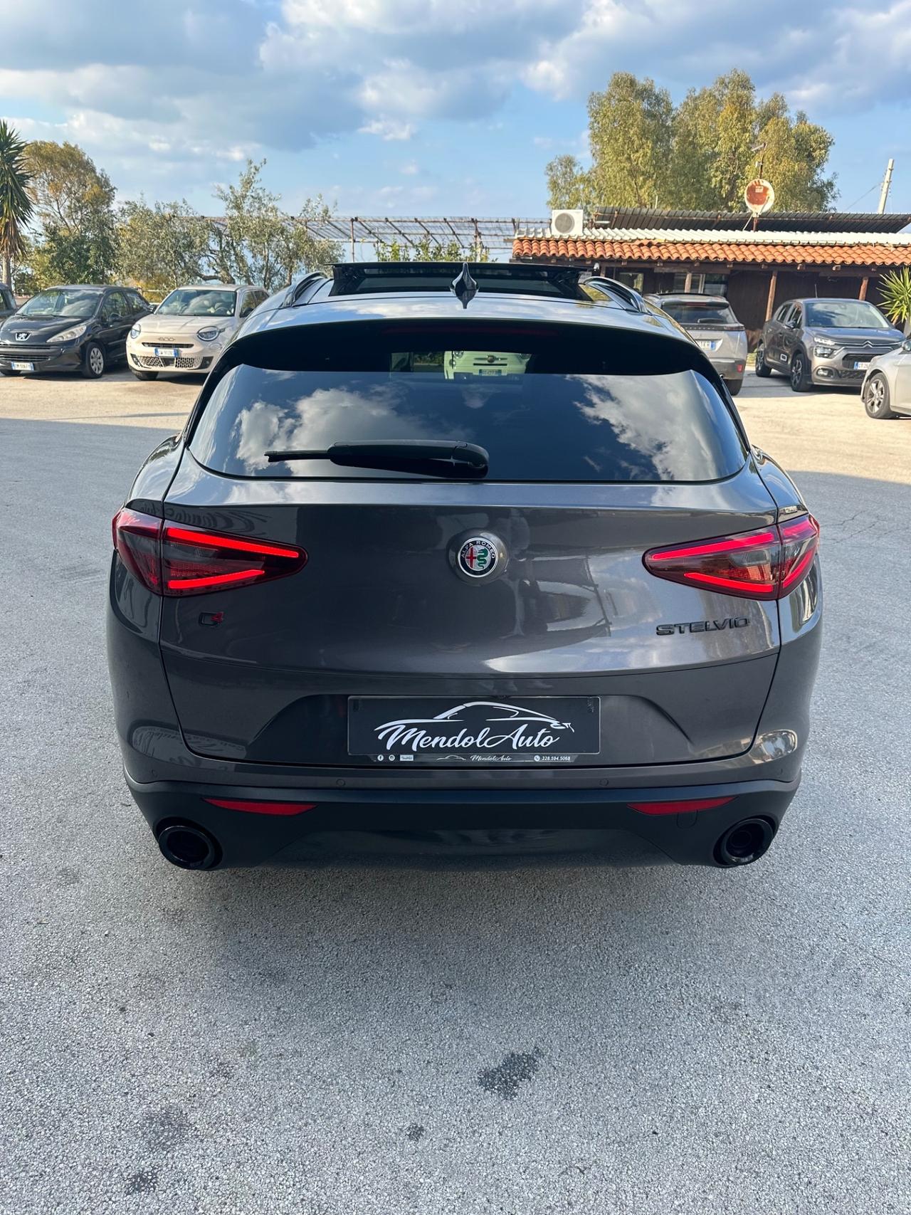 Alfa Romeo Stelvio 2.2 Turbodiesel 210 CV AT8 Q4 Lusso