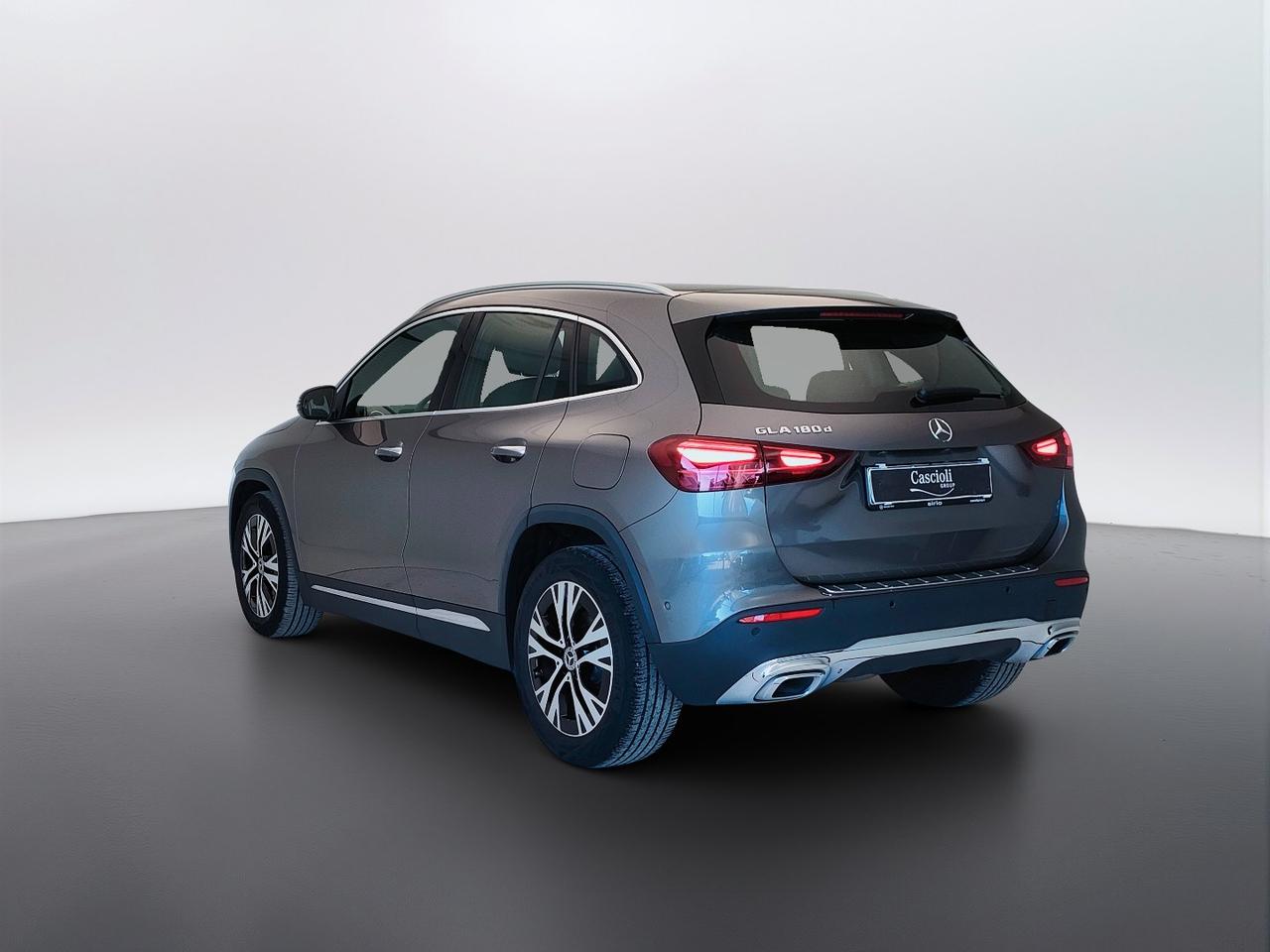 Mercedes-Benz GLA-H247 2023 - GLA 180 d Progressive Advanced Plus auto