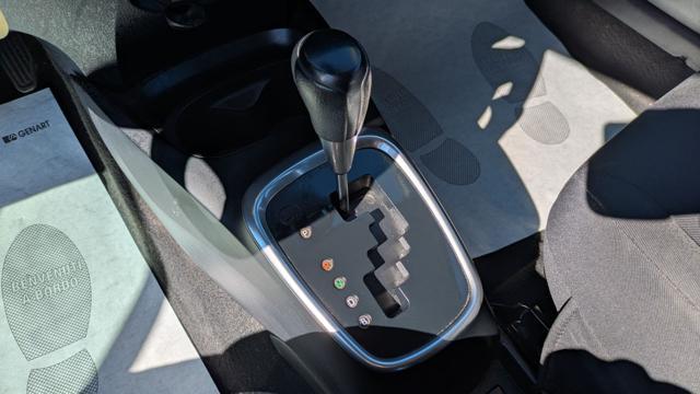 TOYOTA Yaris Hybrid Cool 1.5cc 72cv AUTOMATICA CLIMATIZZATORE