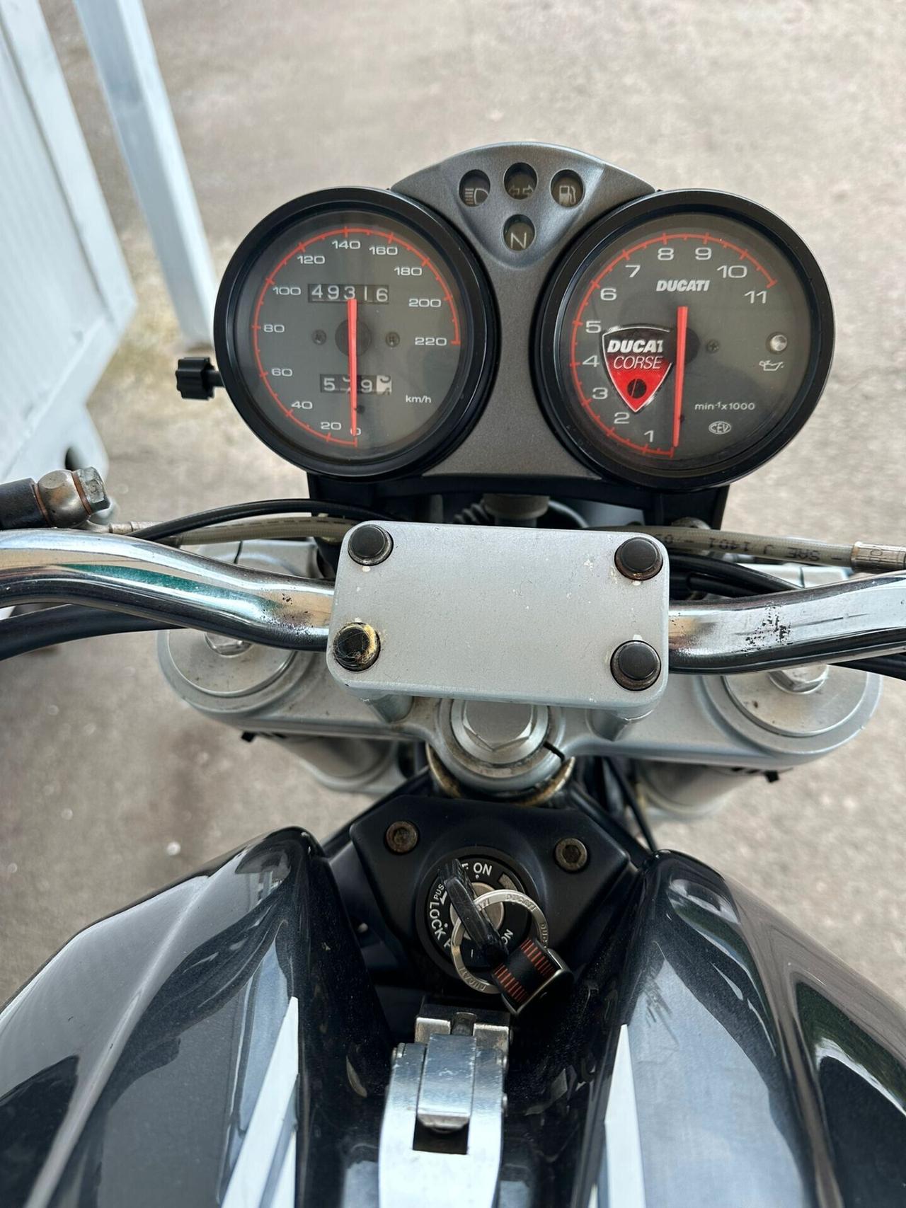 Ducati Monster 600 - 2001